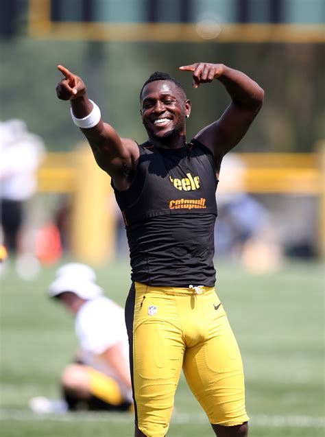 antoine brown pe o prada|Antonio Brown .